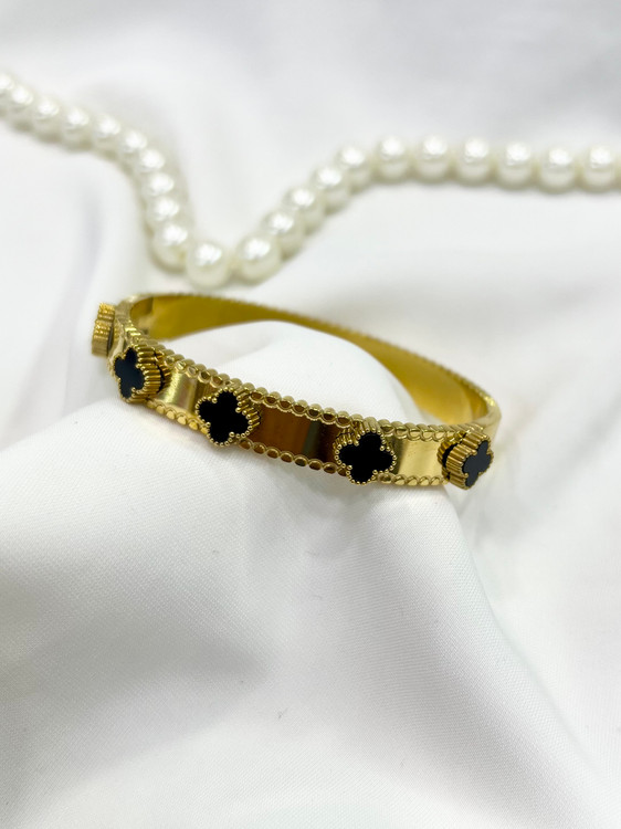 دستبند زنانه ونکلیف طلایی با مرواریدهای مشکی و طرح چهار برگ،لوکس و ظریف