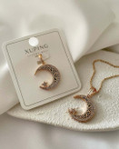 گردنبند زنانه ژوپینگ طرح هلال ماه با سناره نگین دار،طلایی و ظریف