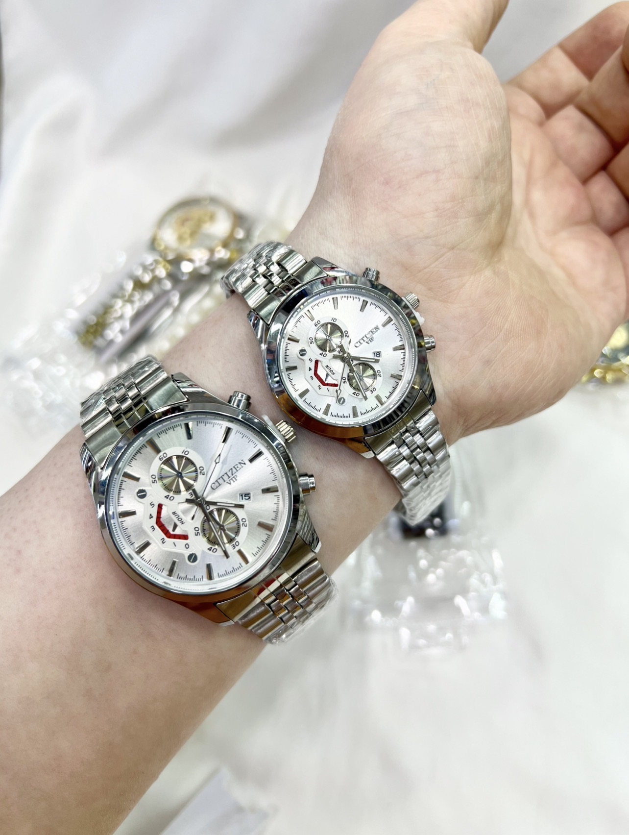 ست ساعت مچی سیتیزن vip زنانه و مردانه با رنگبندی سفید و طلایی و مشکی و سفید طلایی