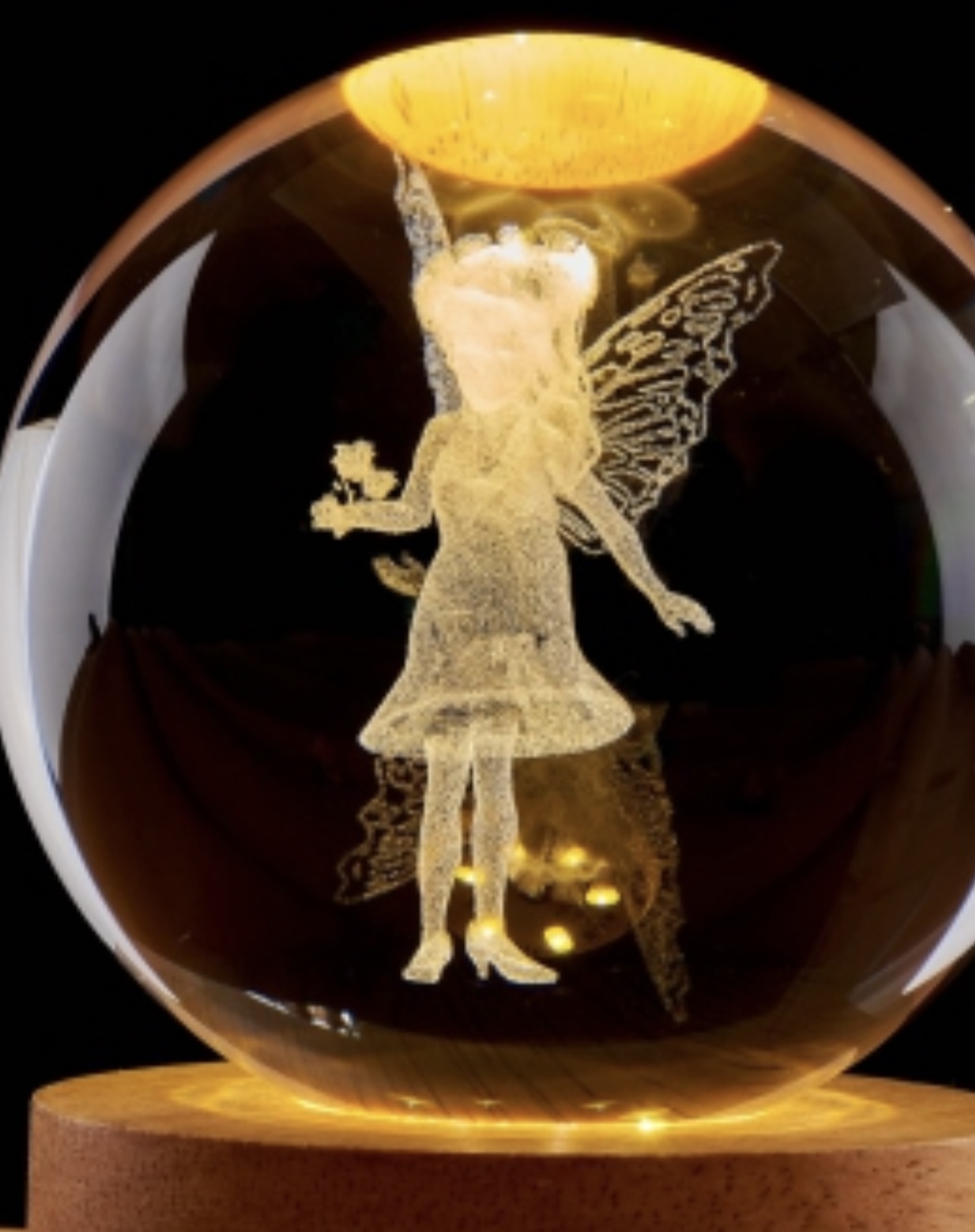 گوی کریستای سه بعدی طرح فرشته ایستاده با نور led