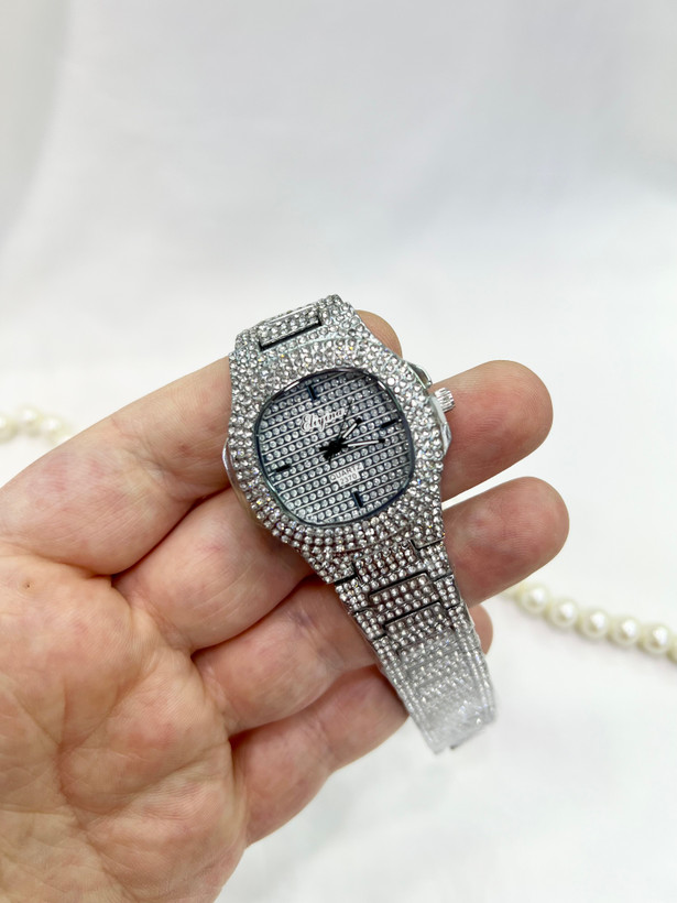 ساعت مچی زنانه الینا نفره ای تمام نگین لوکس