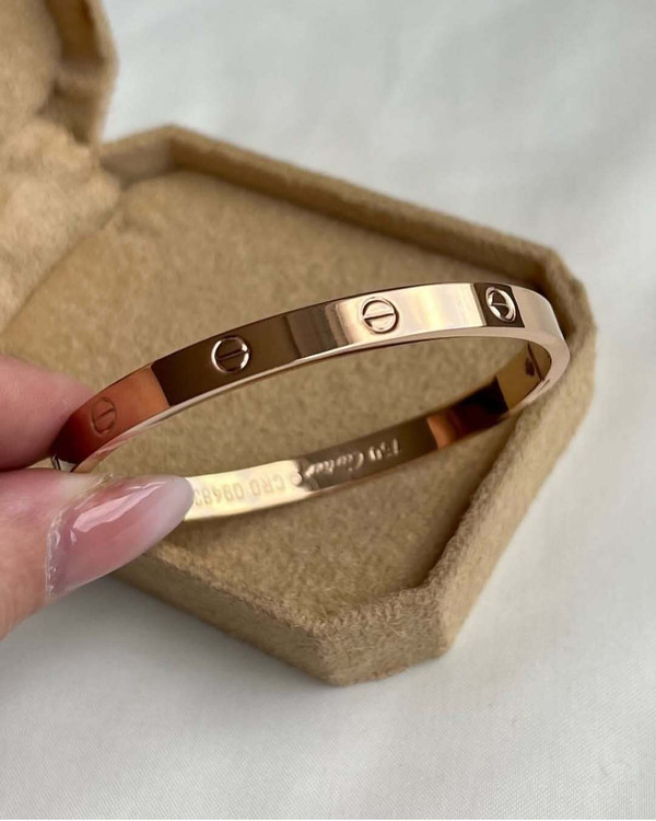 دستبند کارتیه لاو استیل رزگلد شیک