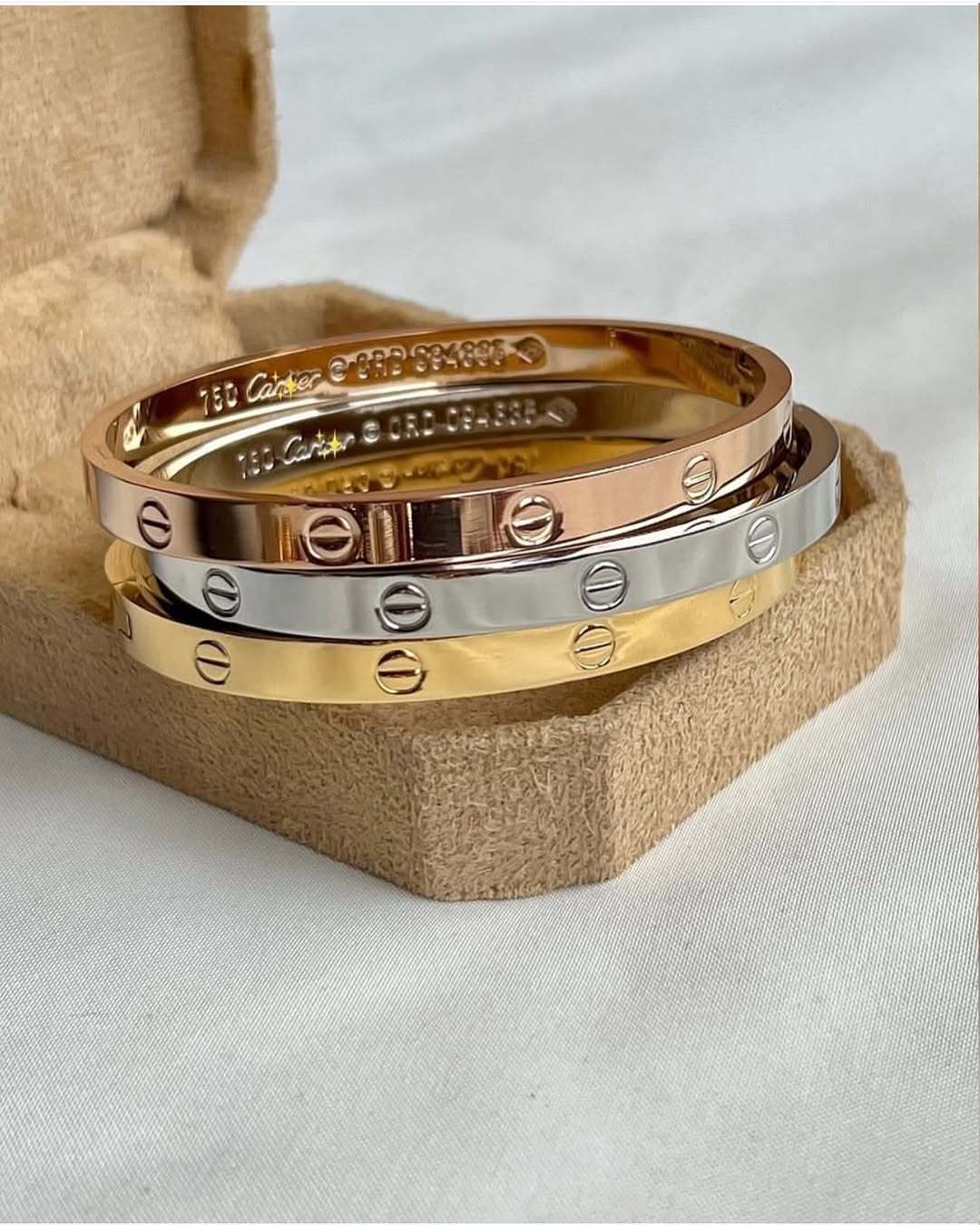 دستبند کارتیه لاو استیل طلایی و نقره‌ای و رزگلد شیک