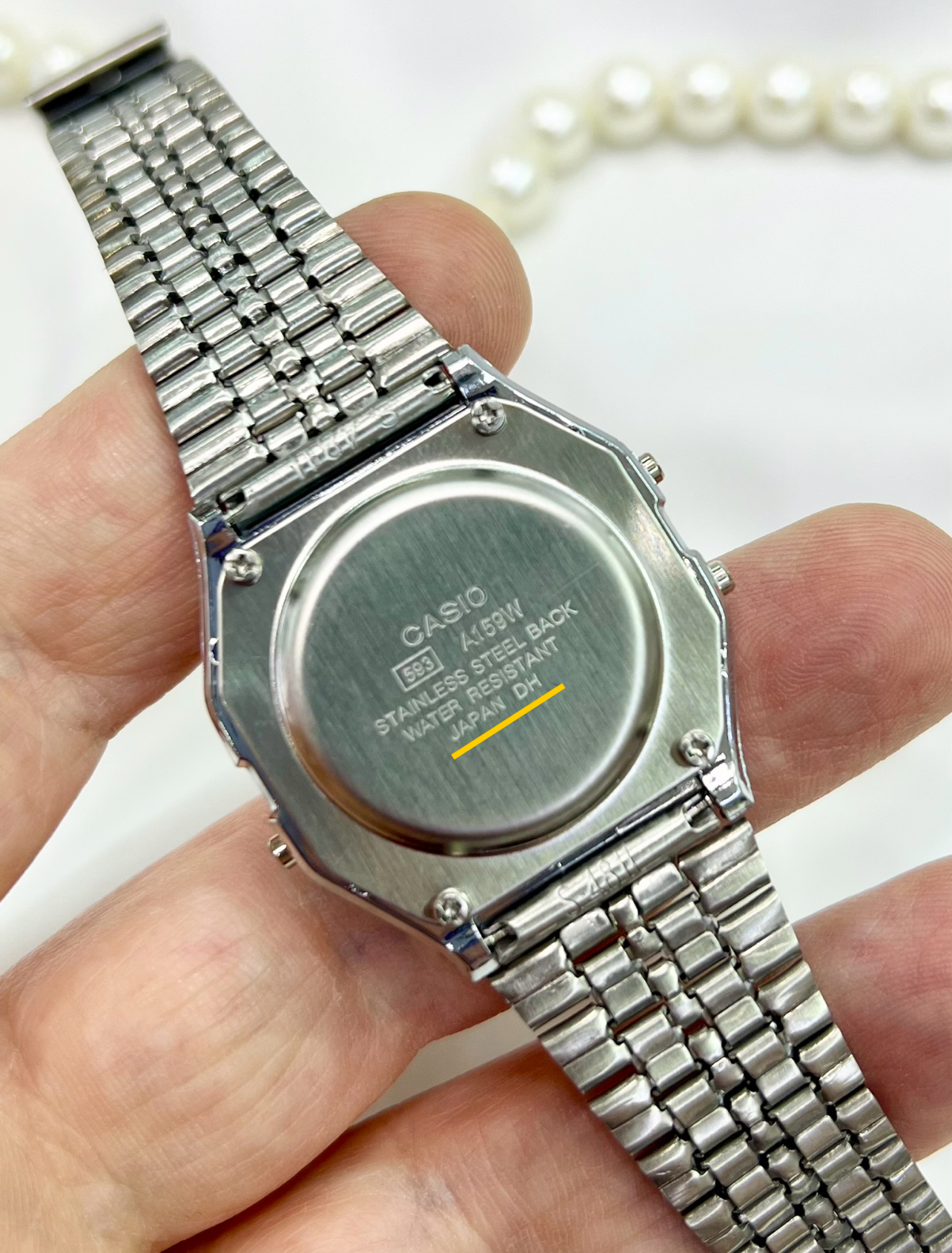 ساعت کاسیو کلاسیک نوستالژی با صفحه دیجیتال lcdو بند استیل نقره ای